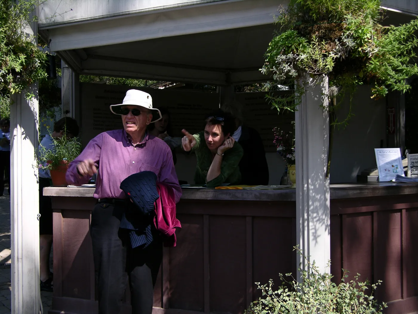 VSRs at Patrick Dougherty Toad Hall Grand Opening