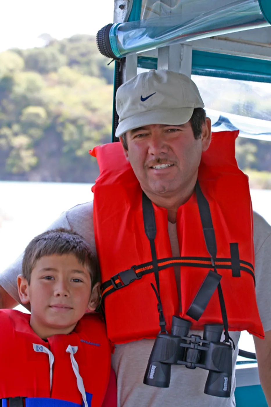 kids in life jackets, Lake Casitas, SBBG education tours, 2005-2006