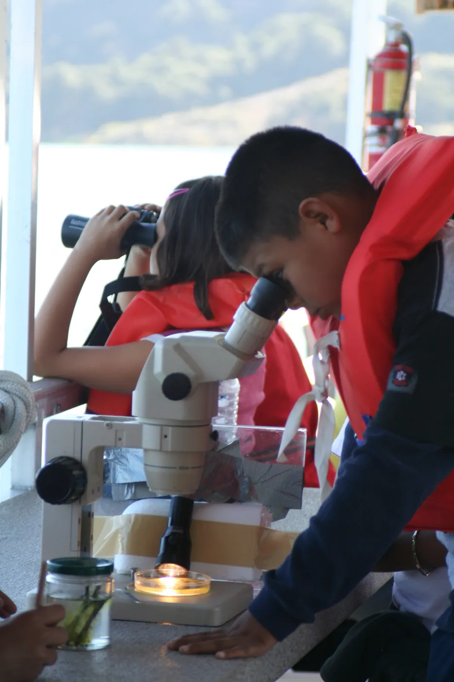 kids in life jackets, Lake Casitas, SBBG education tours, 2005-2006