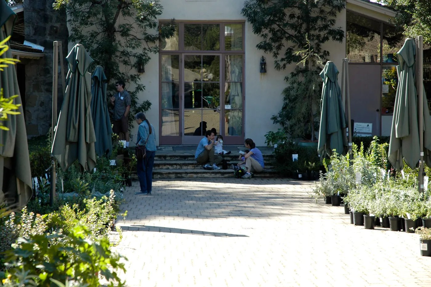 family on the Library steps, SBBG Community Free Day, October 16 2011