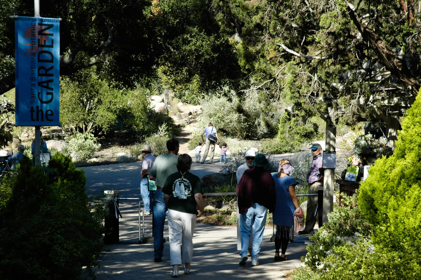 visitors at the Garden Entrance, SBBG Community Free Day, October 16 2011