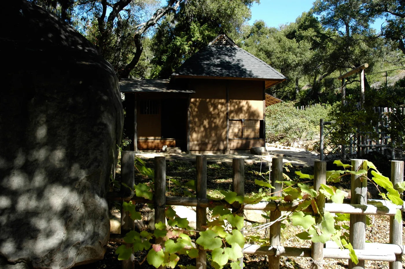 Tea House open to visitors, SBBG Community Free Day, October 16 2011