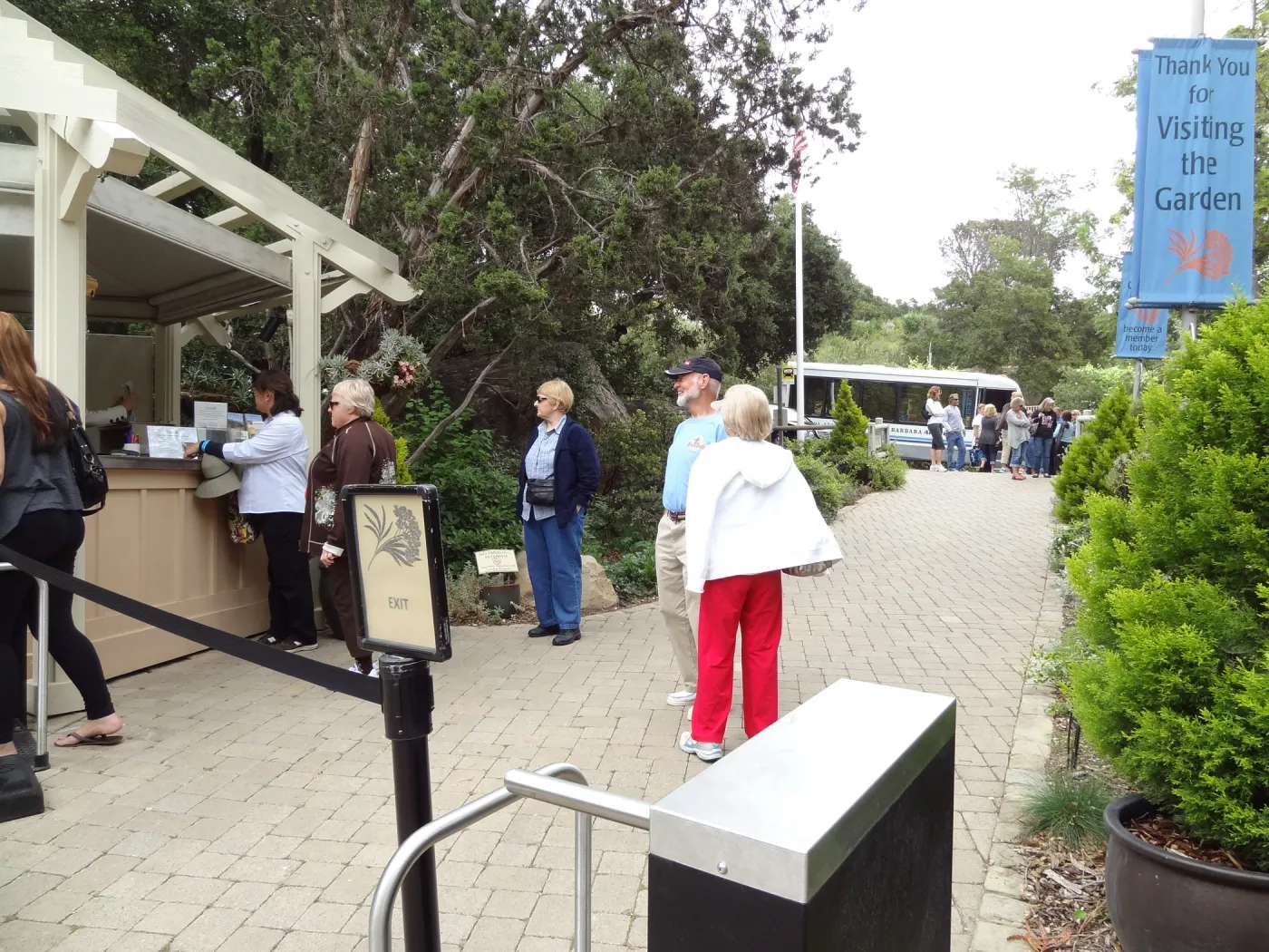 Visitors at Entrance kiosk, National Public Gardens Day 2012, SBBG