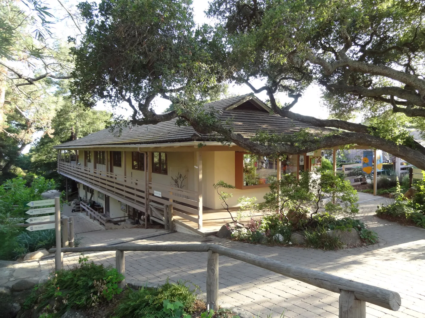 North wing, Garden Shop and Garden Entrance oak