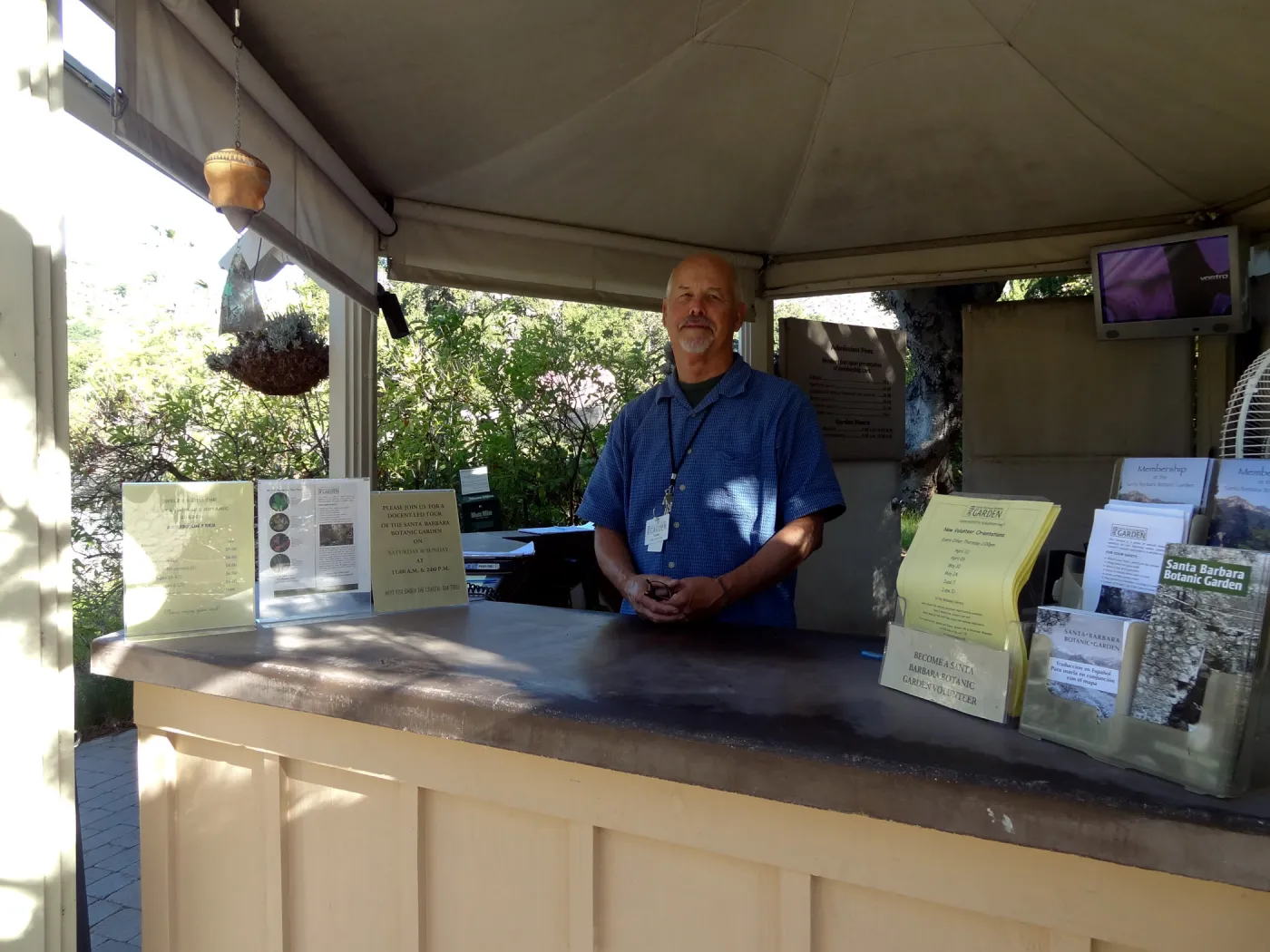 Visitor Entrance kiosk, Tom Rhodes VSR