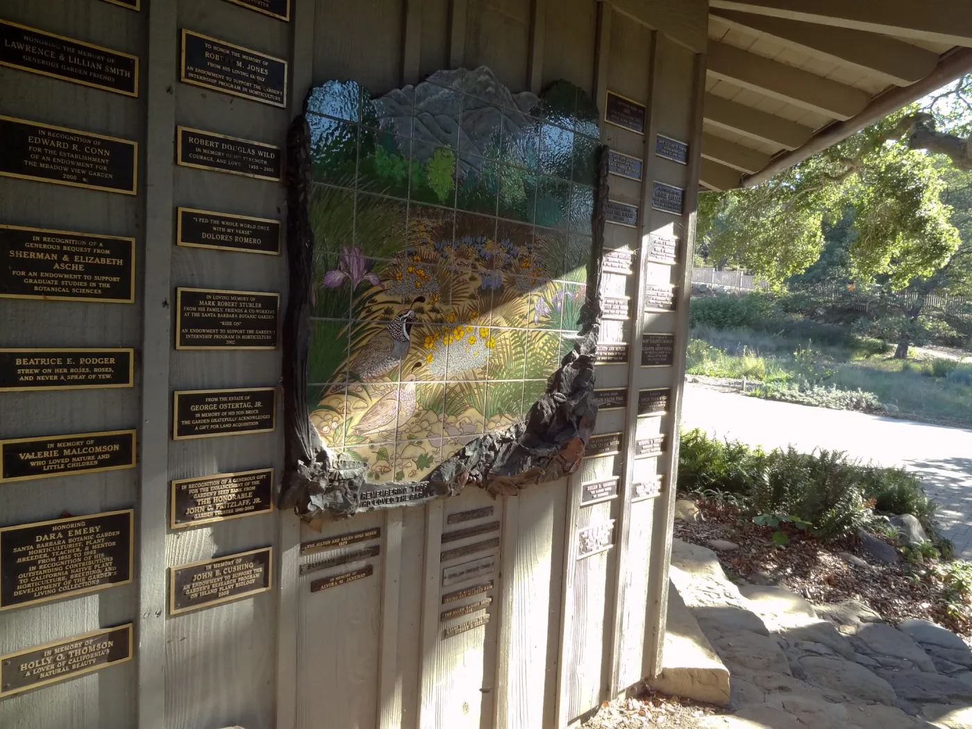 Memorial plaques on Information Kiosk, tile mosaic