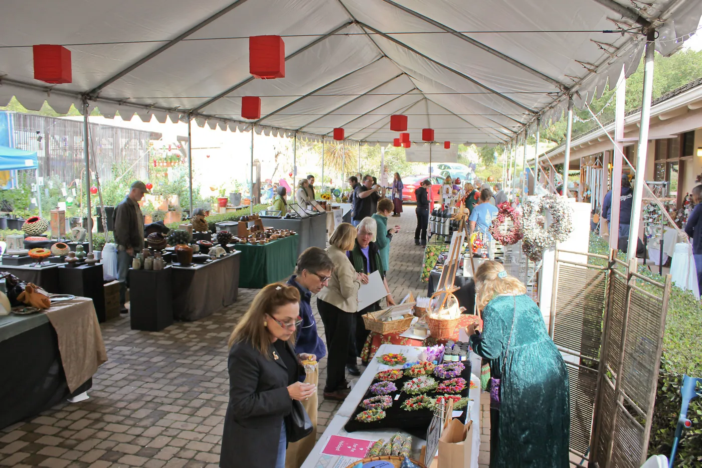 2013 Holiday Marketplace