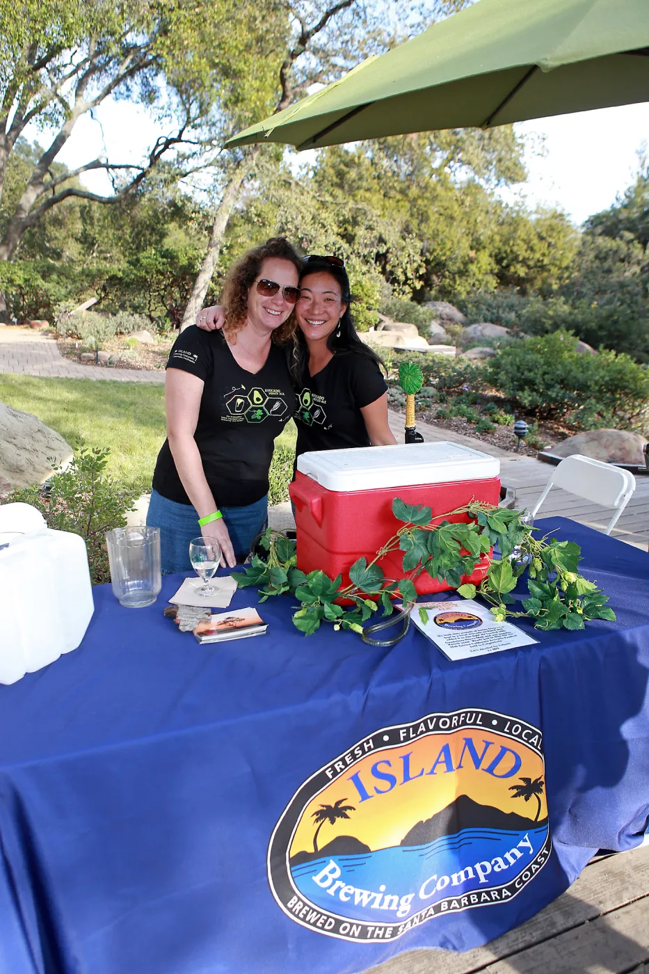Santa Barbara Beer Garden Event, Island Brewing, Jena Jenkins and Wendy pouring