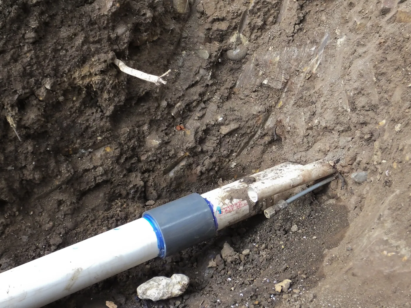 Arroyo Sewer Line Construction