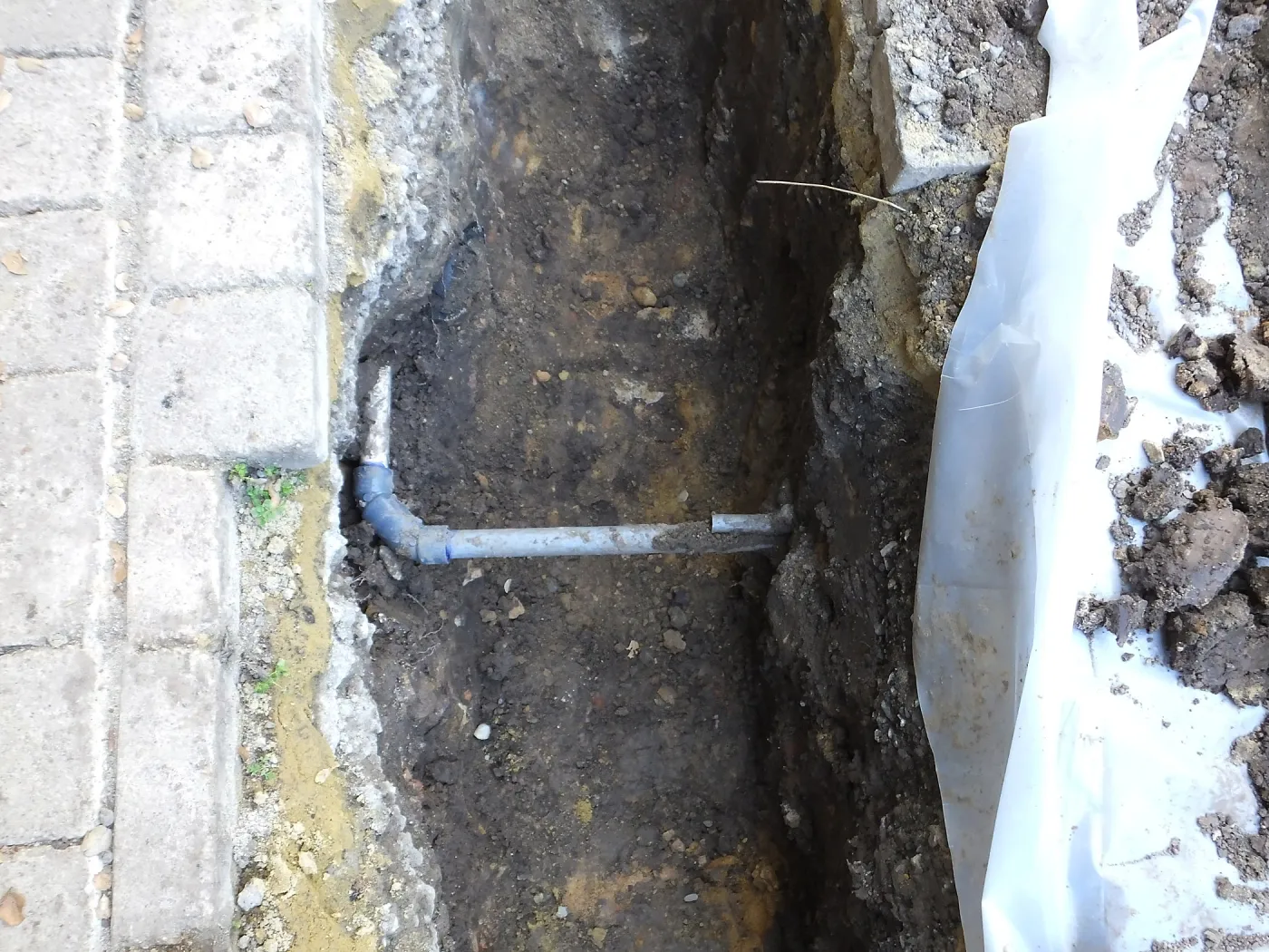 Arroyo Sewer Line Construction