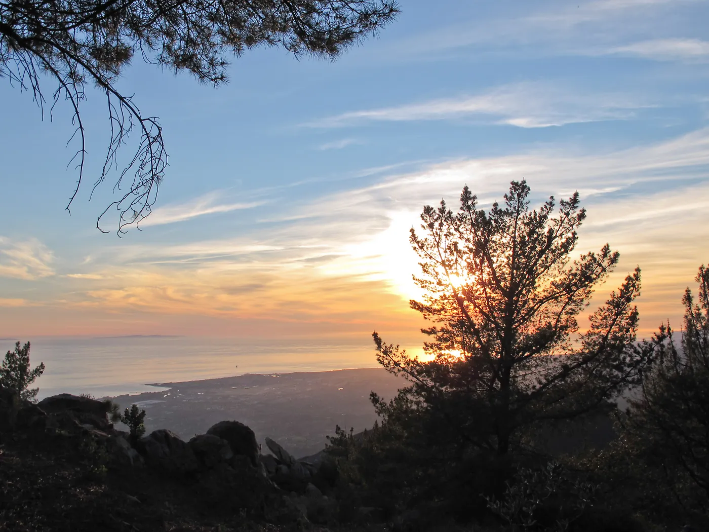 La Cumbre Peak: Sunset on the Sandstone day trip , Sunset from La Cumbre Peak