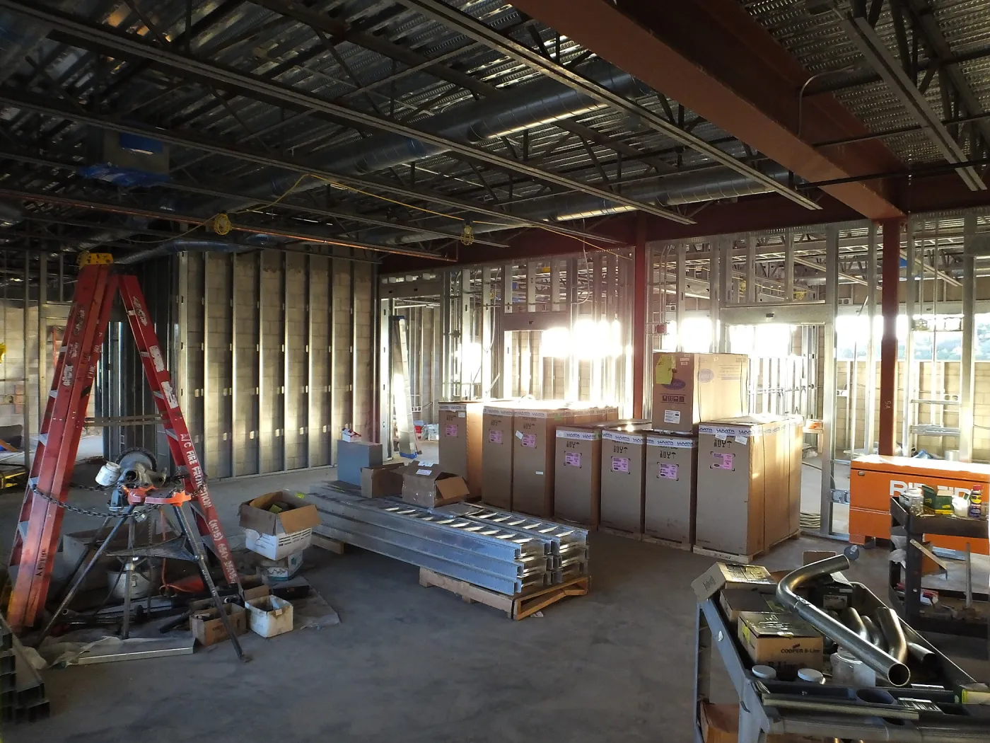 Pritzlaff Conservation Center Construction, looking southwest across Research workstation area 