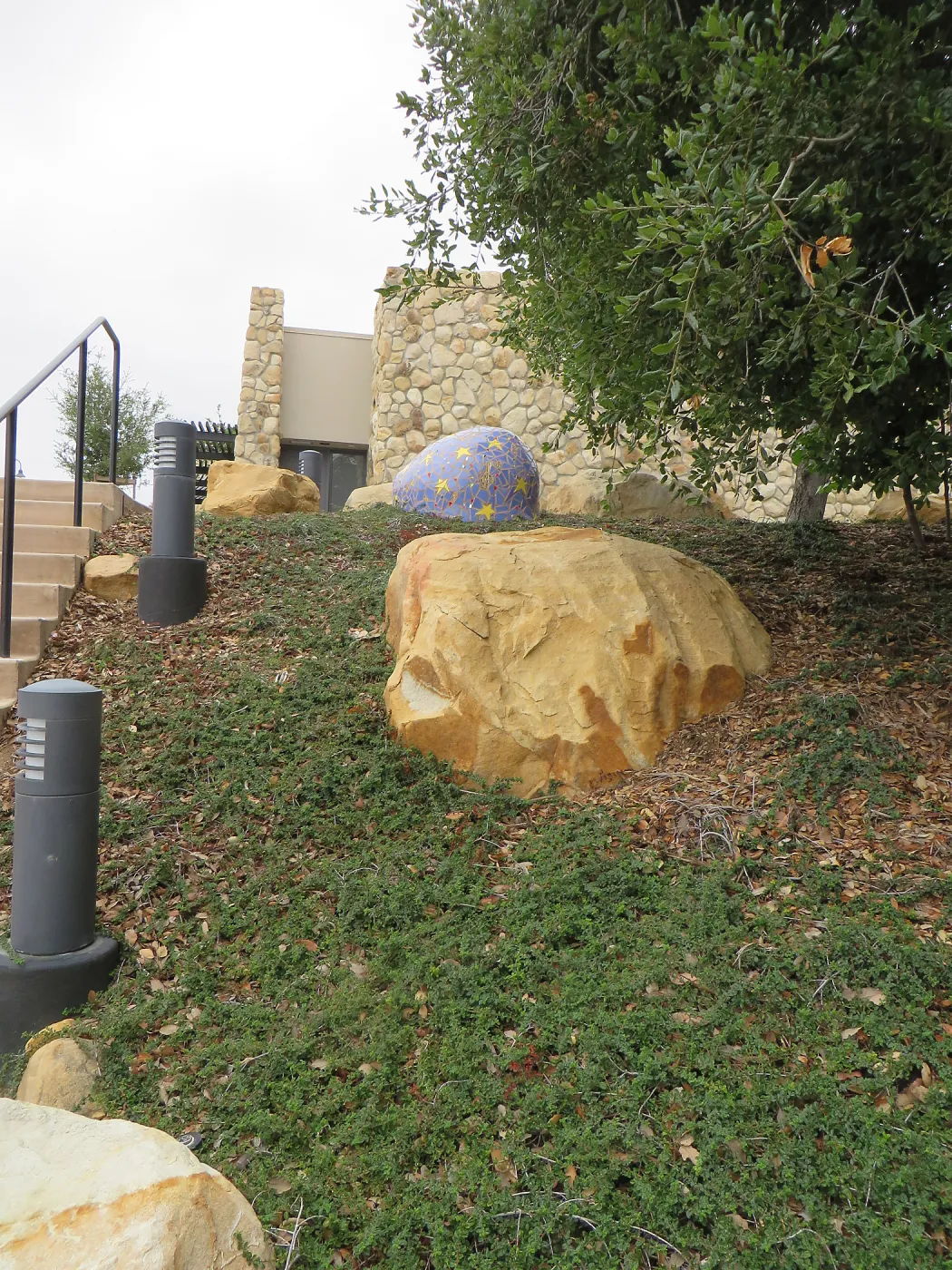 Santa Barbara County Bowl garden, designed by Susan van Atta