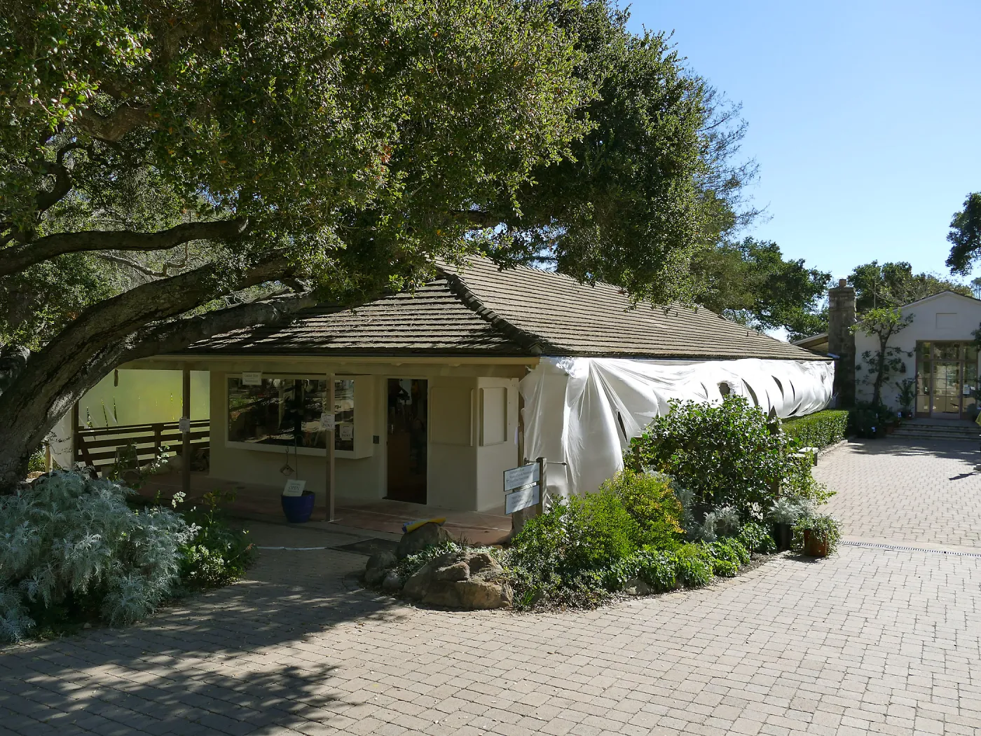 North Wing repainting