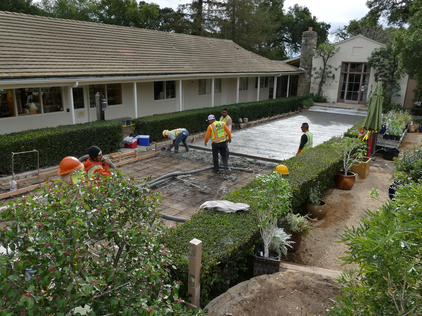 Courtyard renovation, pouring concrete