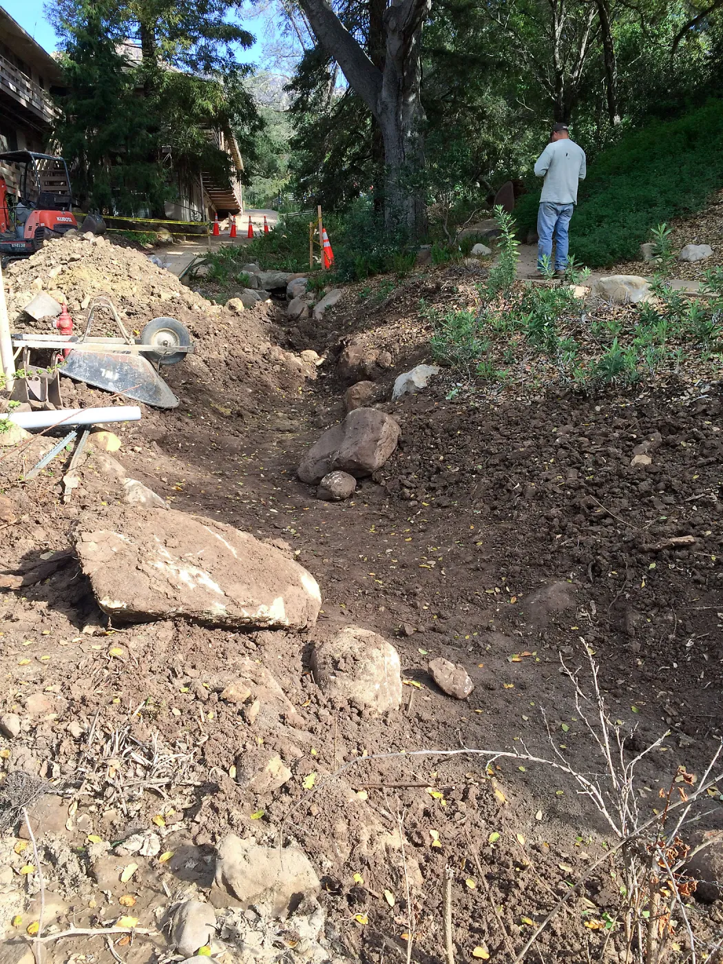 Power and data conduit being installed in the Arroyo Section
