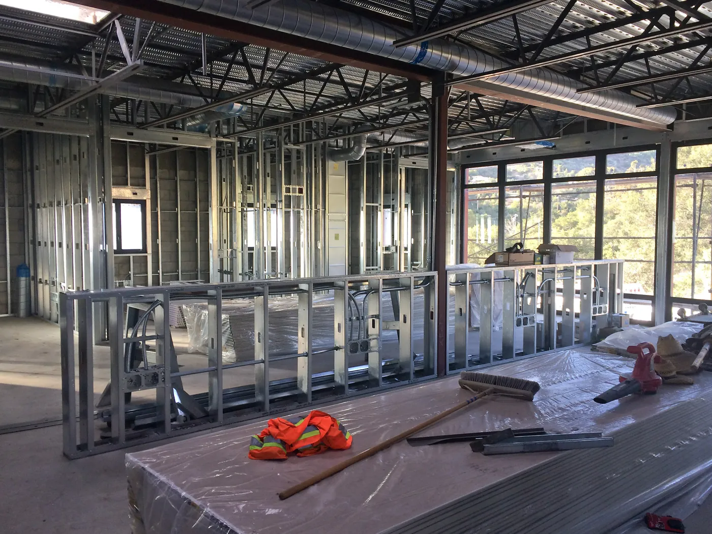 Construction of Prtizlaff Conservation Center, second floor bullpen