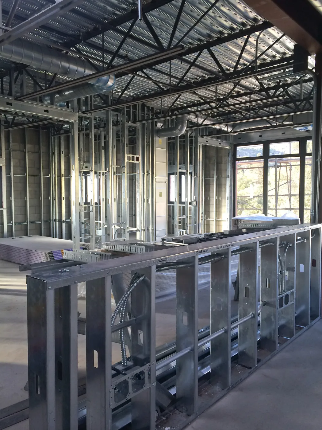 Construction of Prtizlaff Conservation Center, second floor bullpen