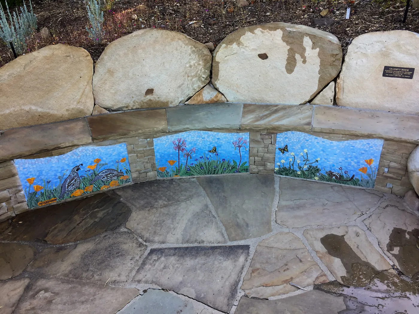 Grammy's Bench with mosaic by Patti Jacquemain