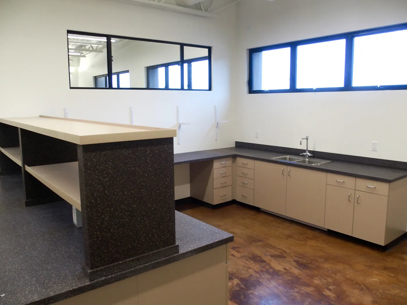 Pritzlaff Conservation Center construction, southwest corner of genetics lab
