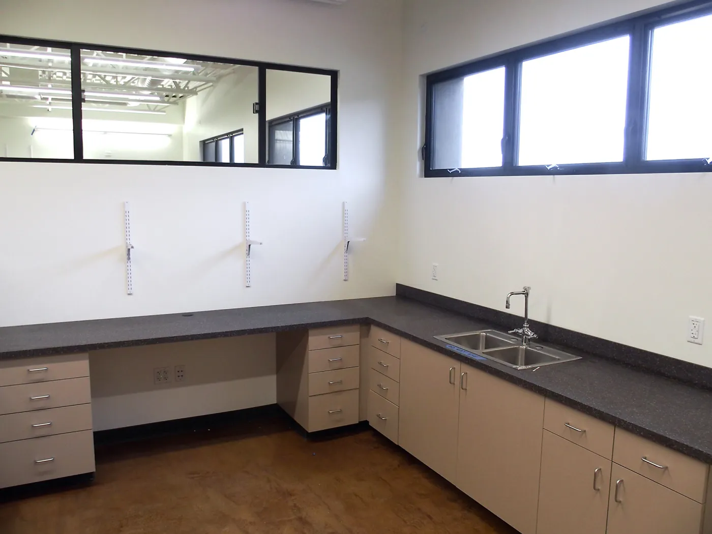 Pritzlaff Conservation Center construction, southwest corner of genetics lab