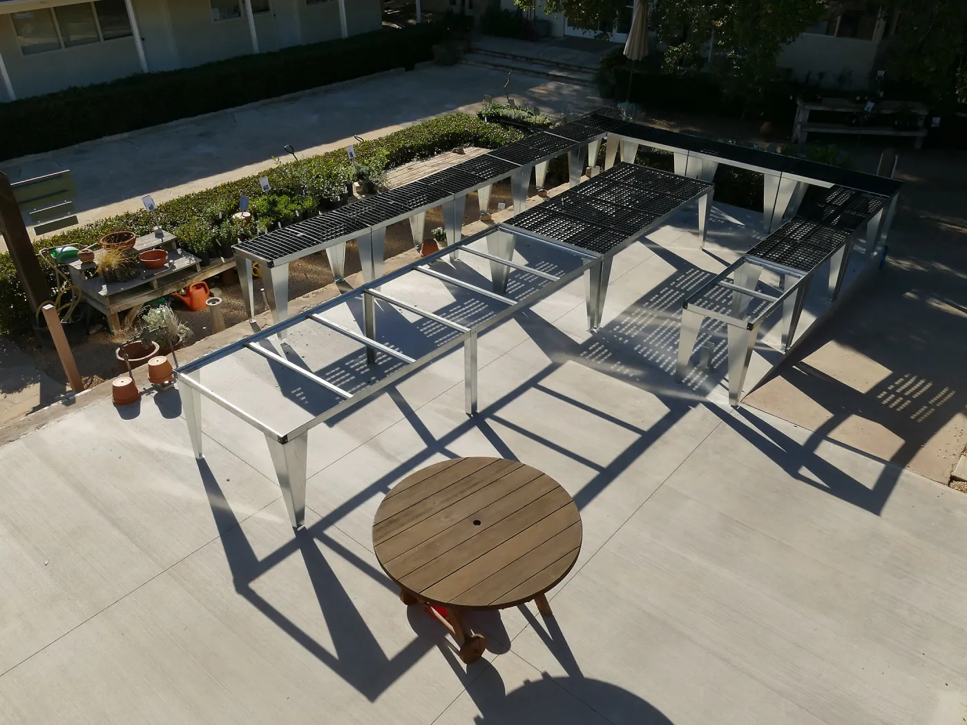 New steel plant benches in the Garden Growers Nursery
