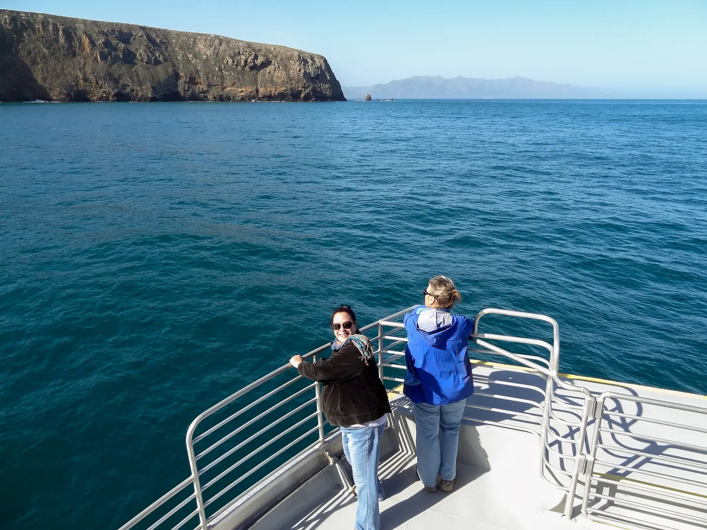 SBBG Staff field trip to Santa Cruz Island, Joni Kelly, Bonnie Whitney