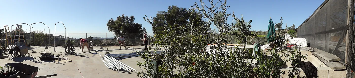 Construction at the Hort Unit, SBBG staff install the new shade structure, panorama