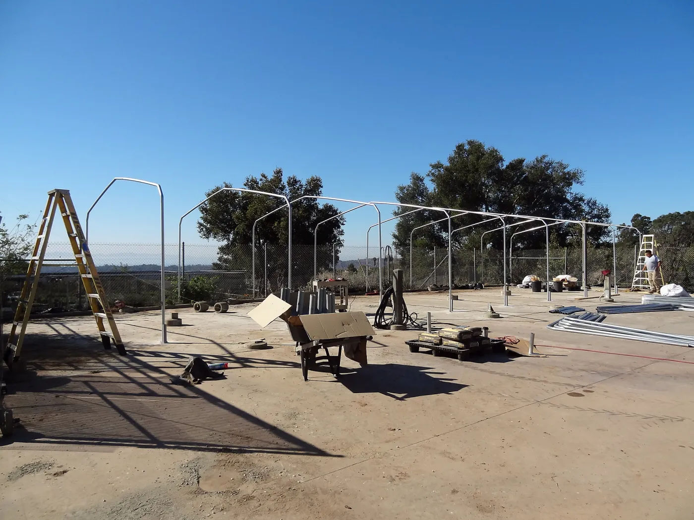 Construction at the Hort Unit, SBBG staff install the new shade structure
