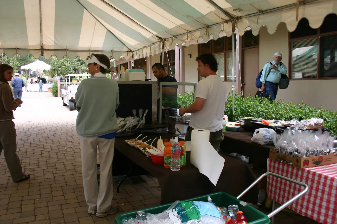 BioBlitz, food vendor station