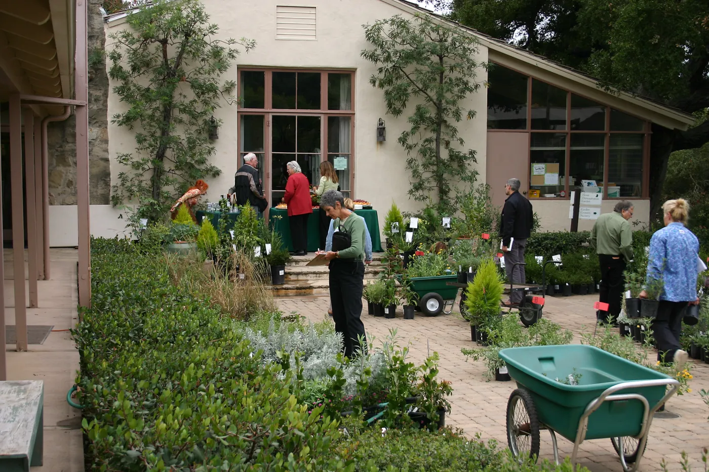 2007 Fall Plant Sale Member Preview Party