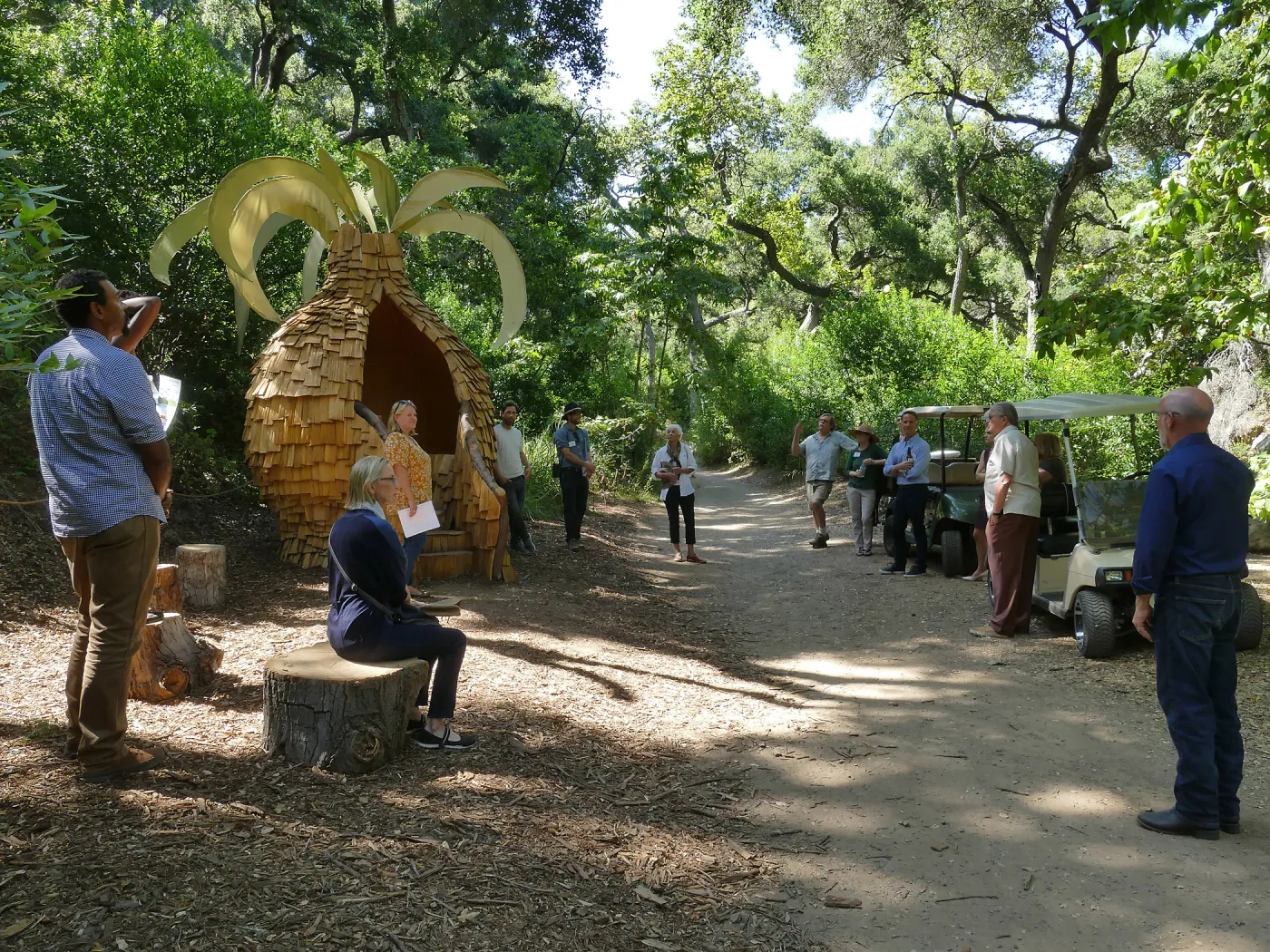 Garden's Board of Trustees visit the Garden Casitas