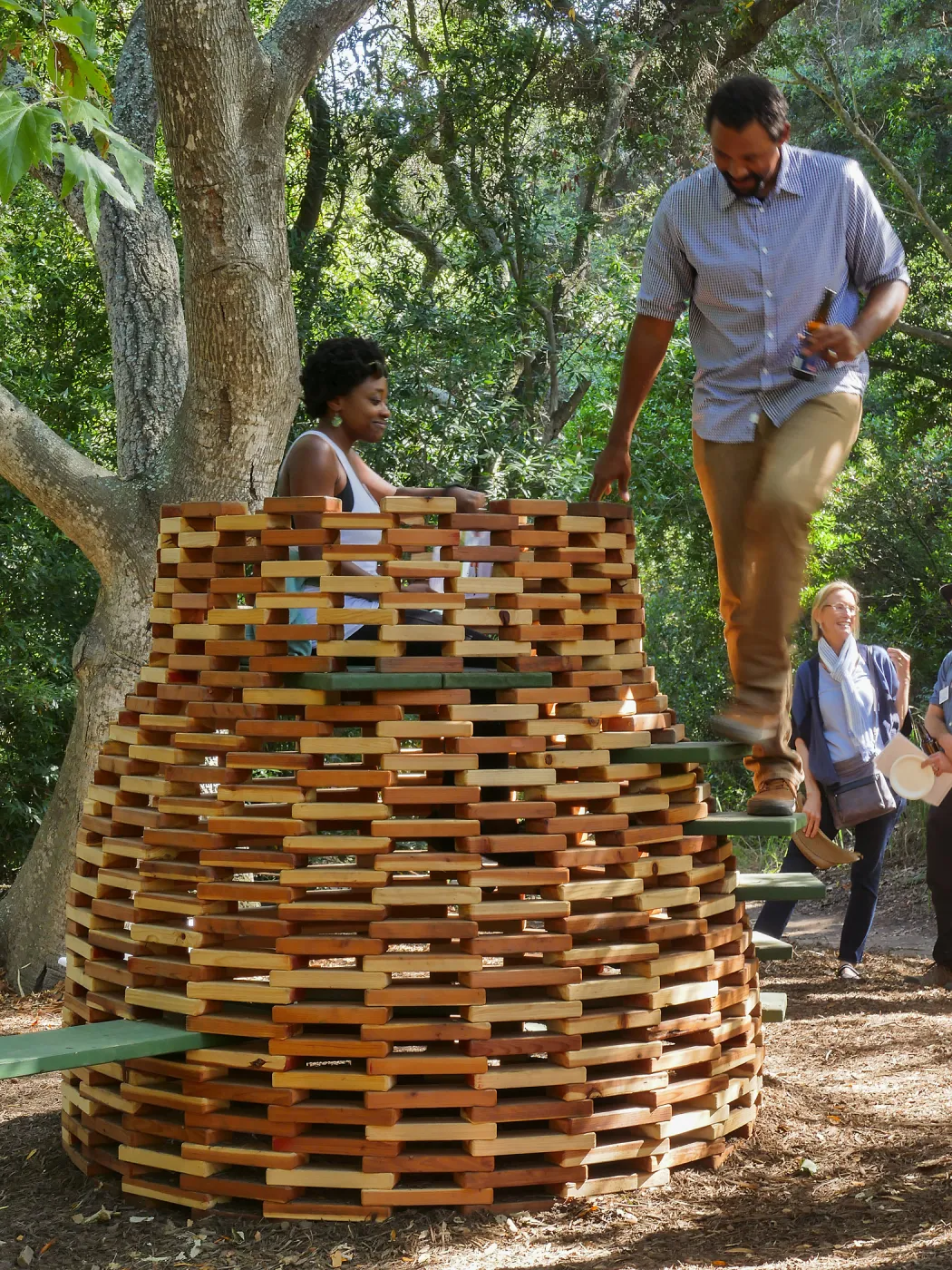Garden's Board of Trustees visit the Garden Casitas