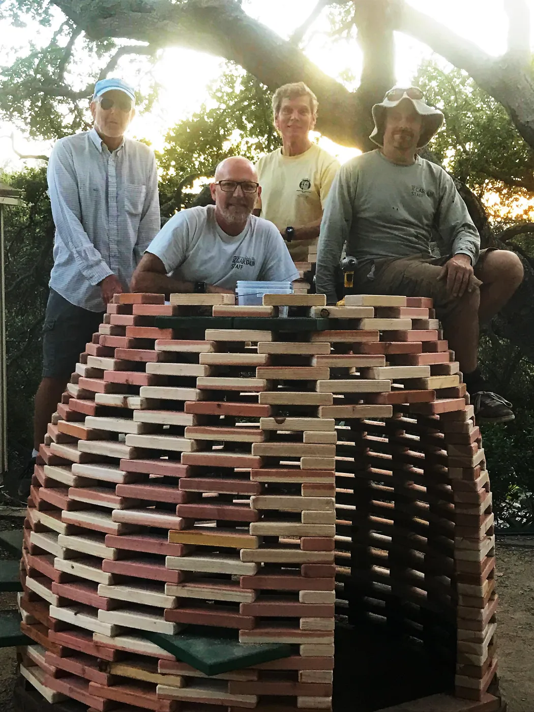 Larry Murdock, Steve Windhager, Ray Ochs, James Gardener with â€˜The Hives' Casita