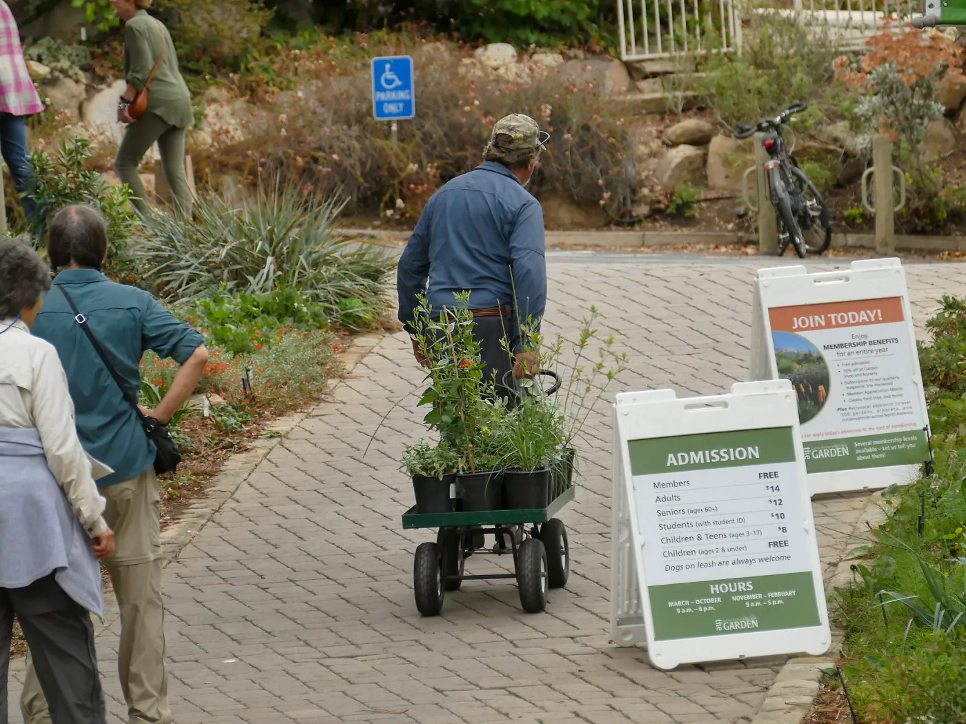 2019 Fall Plant Sale Preview Party