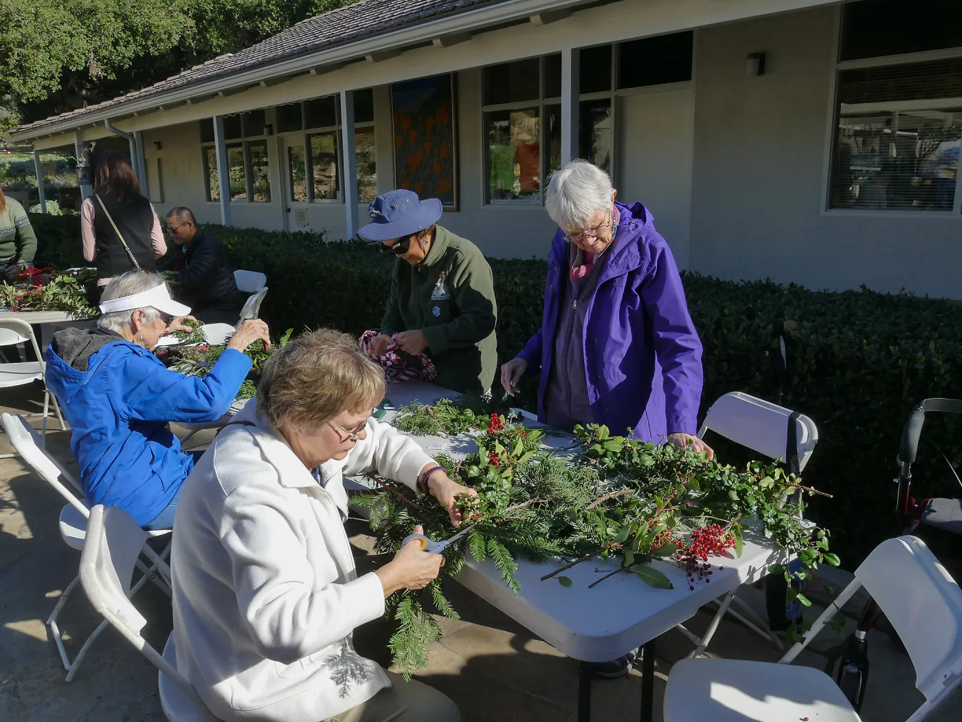 Free Senior Day, Wreathmaking Class