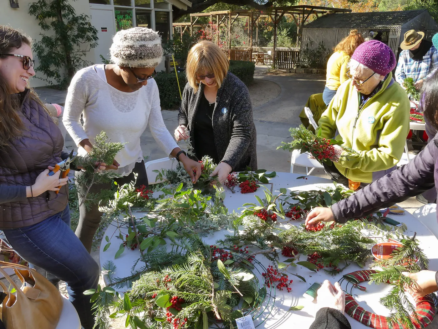 Free Senior Day, Wreathmaking Class