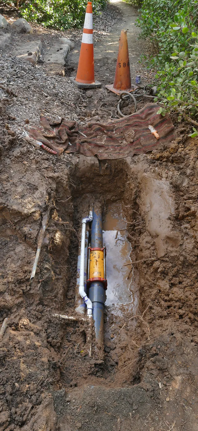 Repair of broken 4 inch irrigation water pipe in Porter Trail section