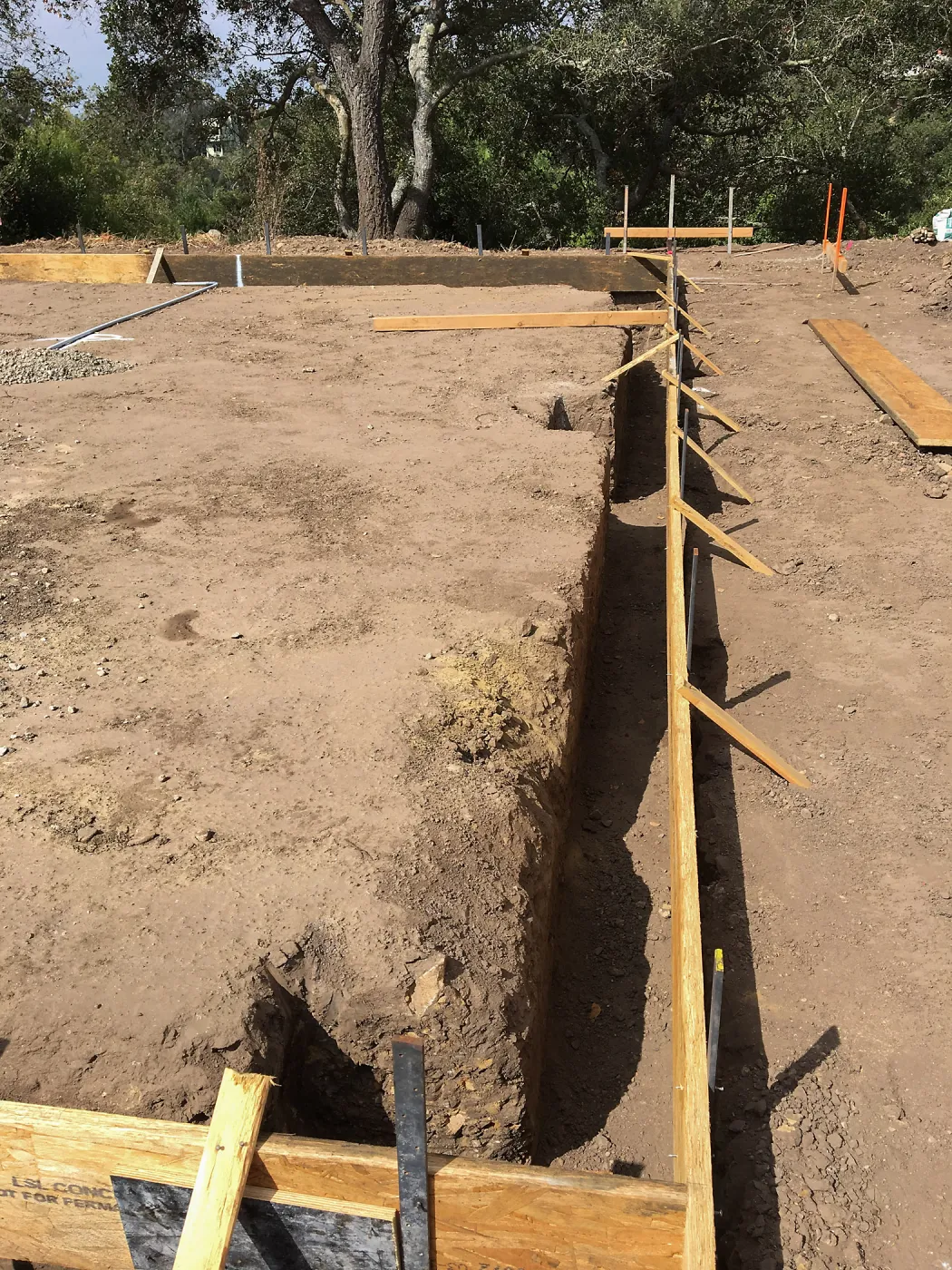 Hansen Site, Hort Barn construction