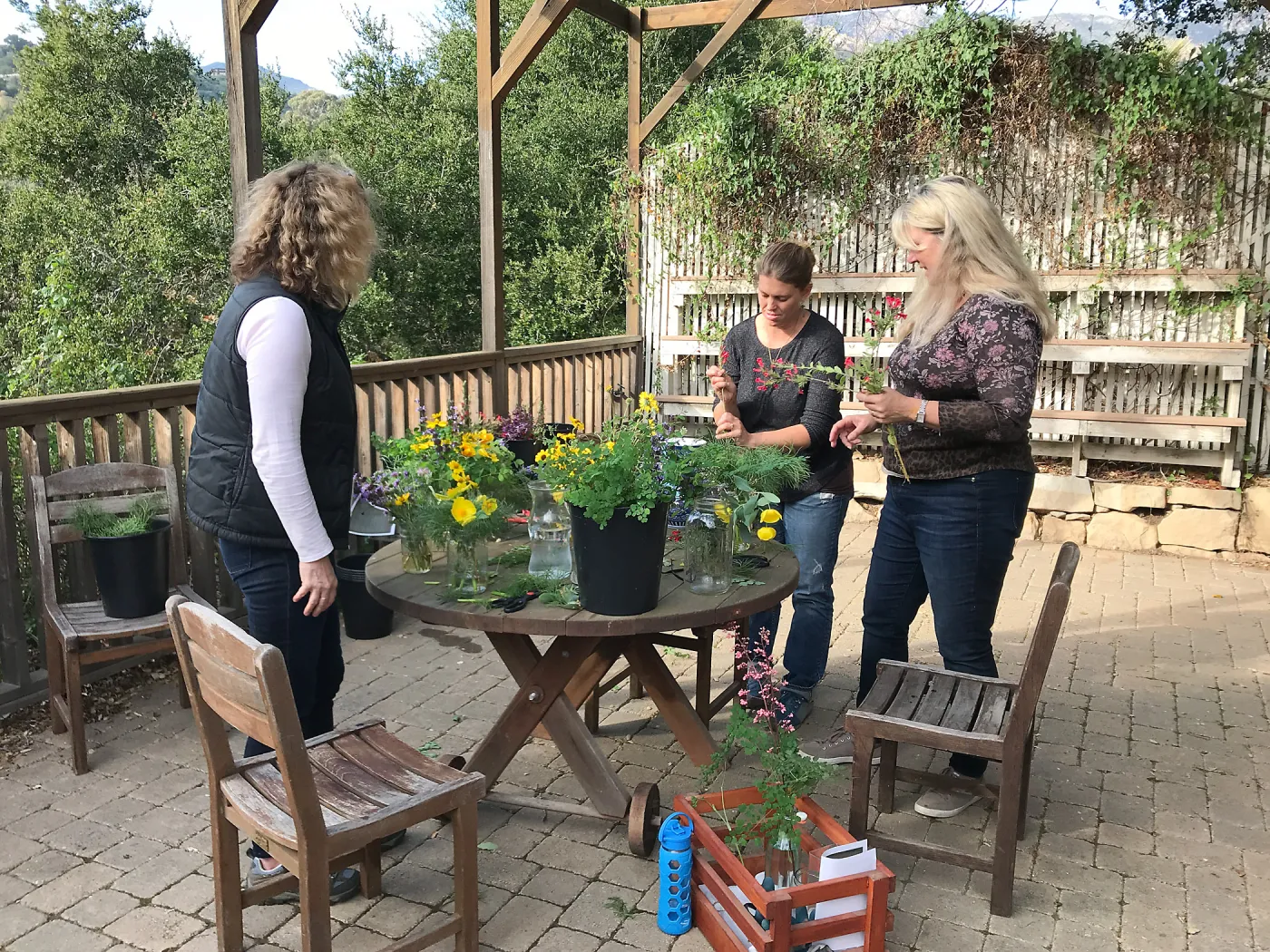 Bringing the Wild Inside floral arrangement workshop with Heather Wehnau-Federlein