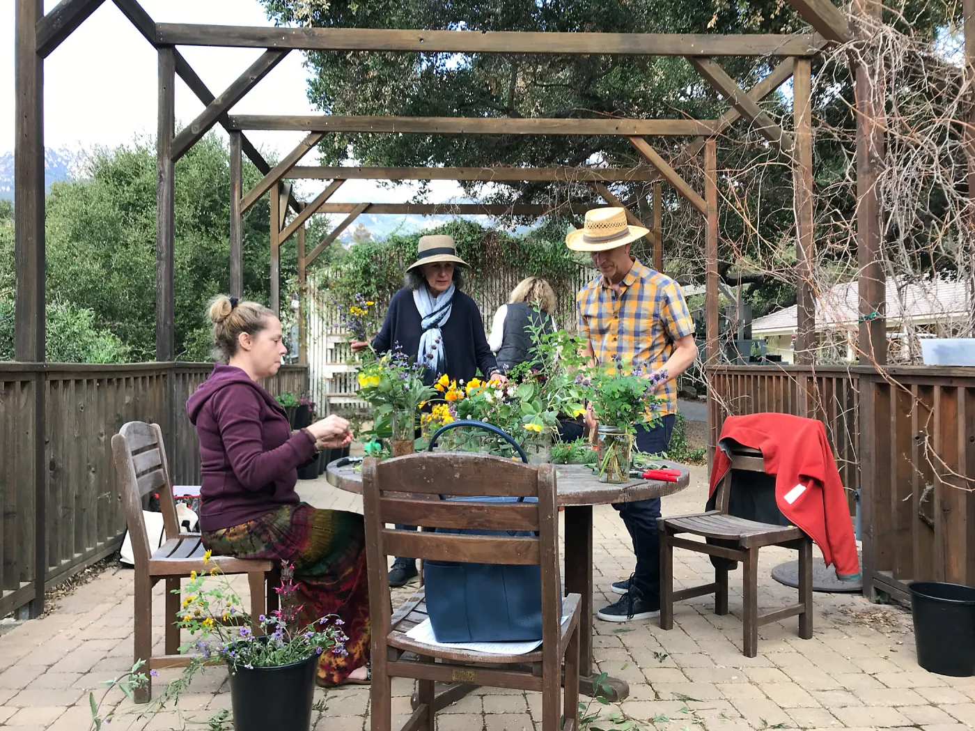 Bringing the Wild Inside floral arrangement workshop with Heather Wehnau-Federlein