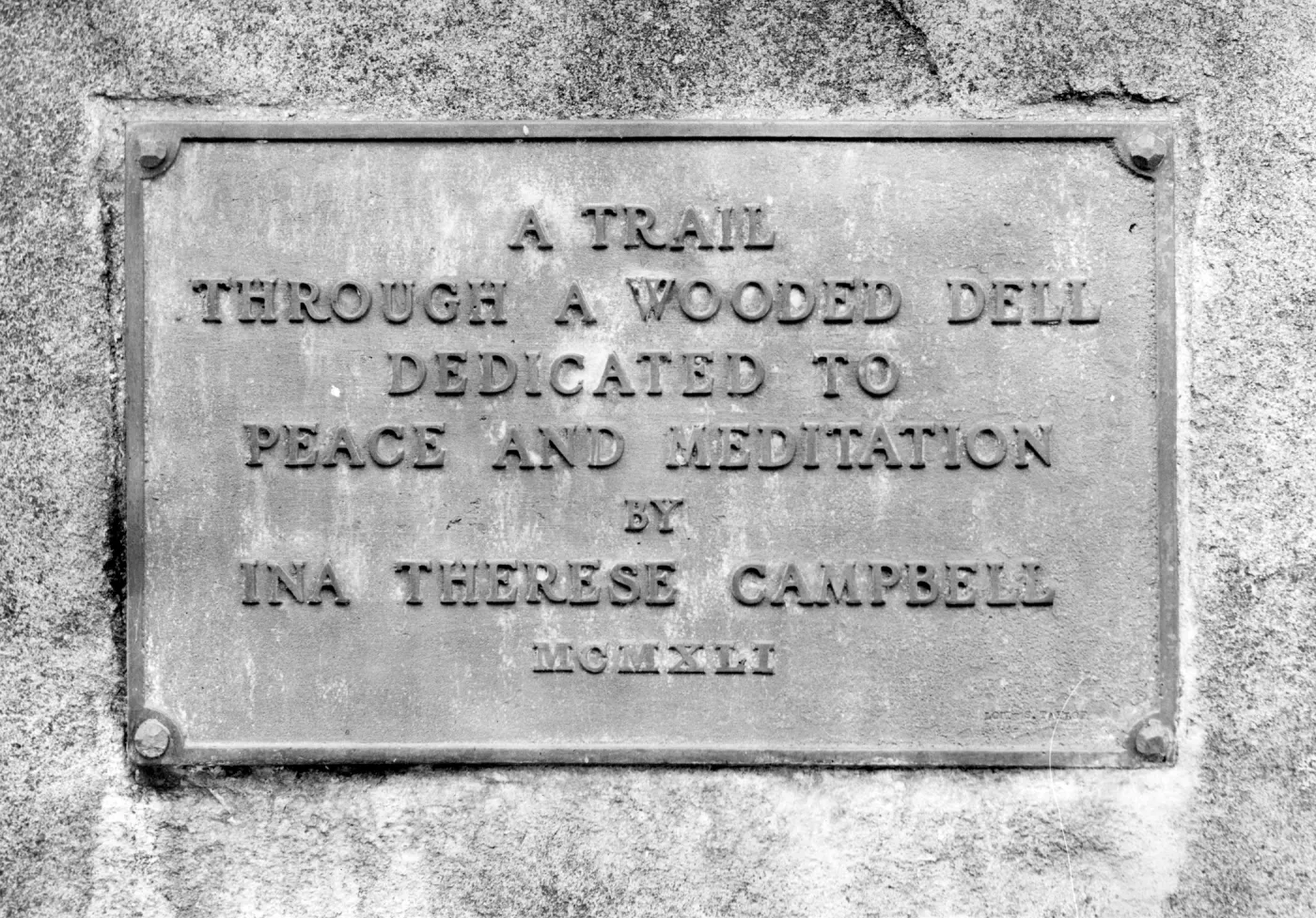Dedication plaque, Ina Therese Campbell, Campbell Trail, SBBG