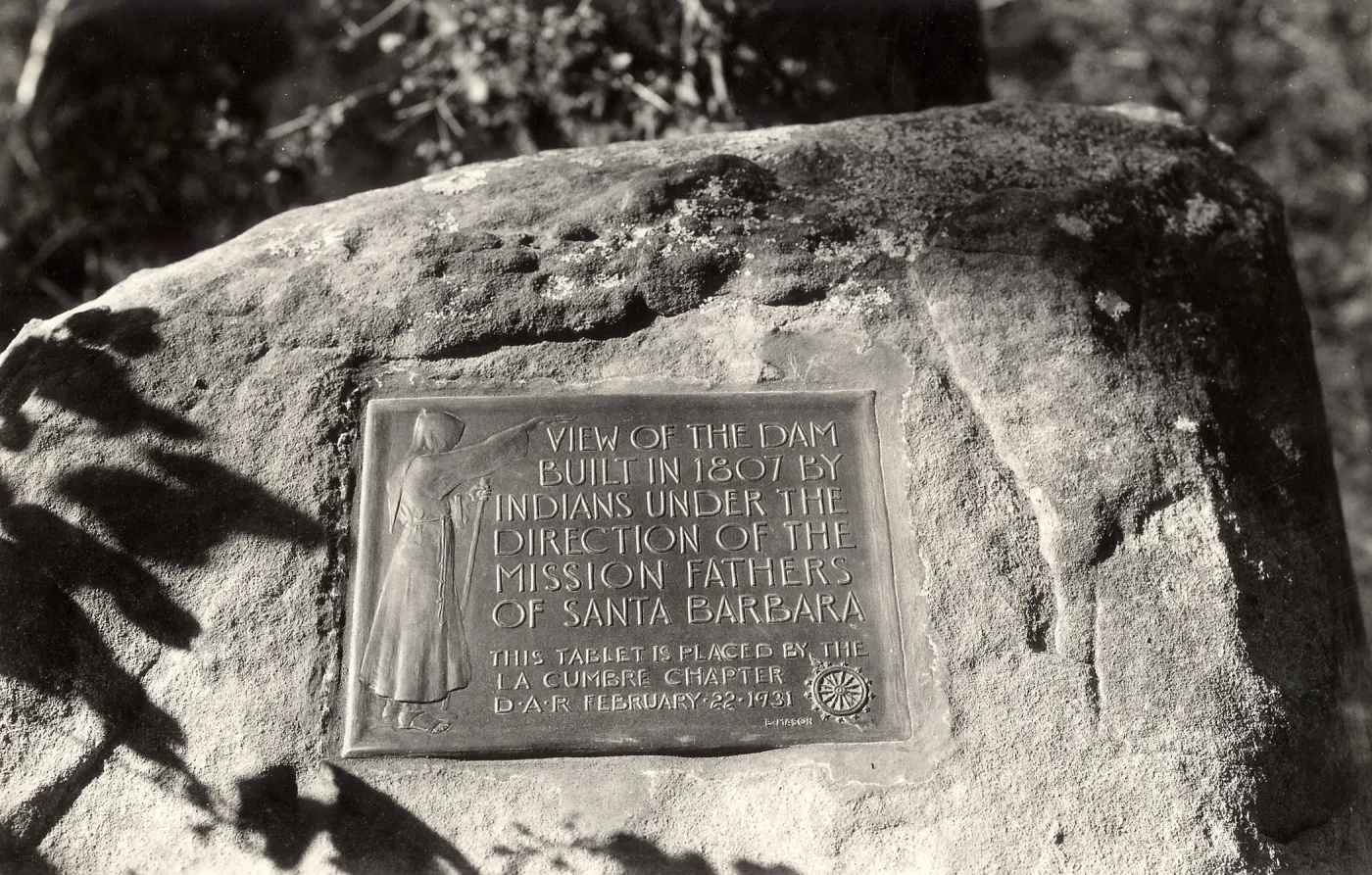 Plaque at Mission Dam Overlook, placed by DAR February 22, 1931