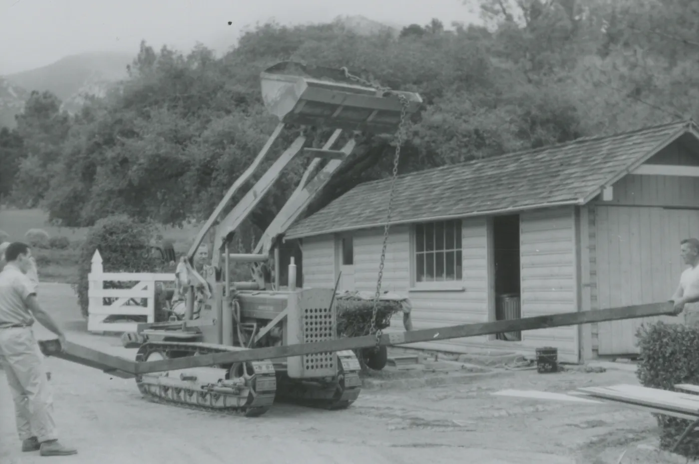 Maintenance Shed, relocation to the Hort Unit image is blue-shifted