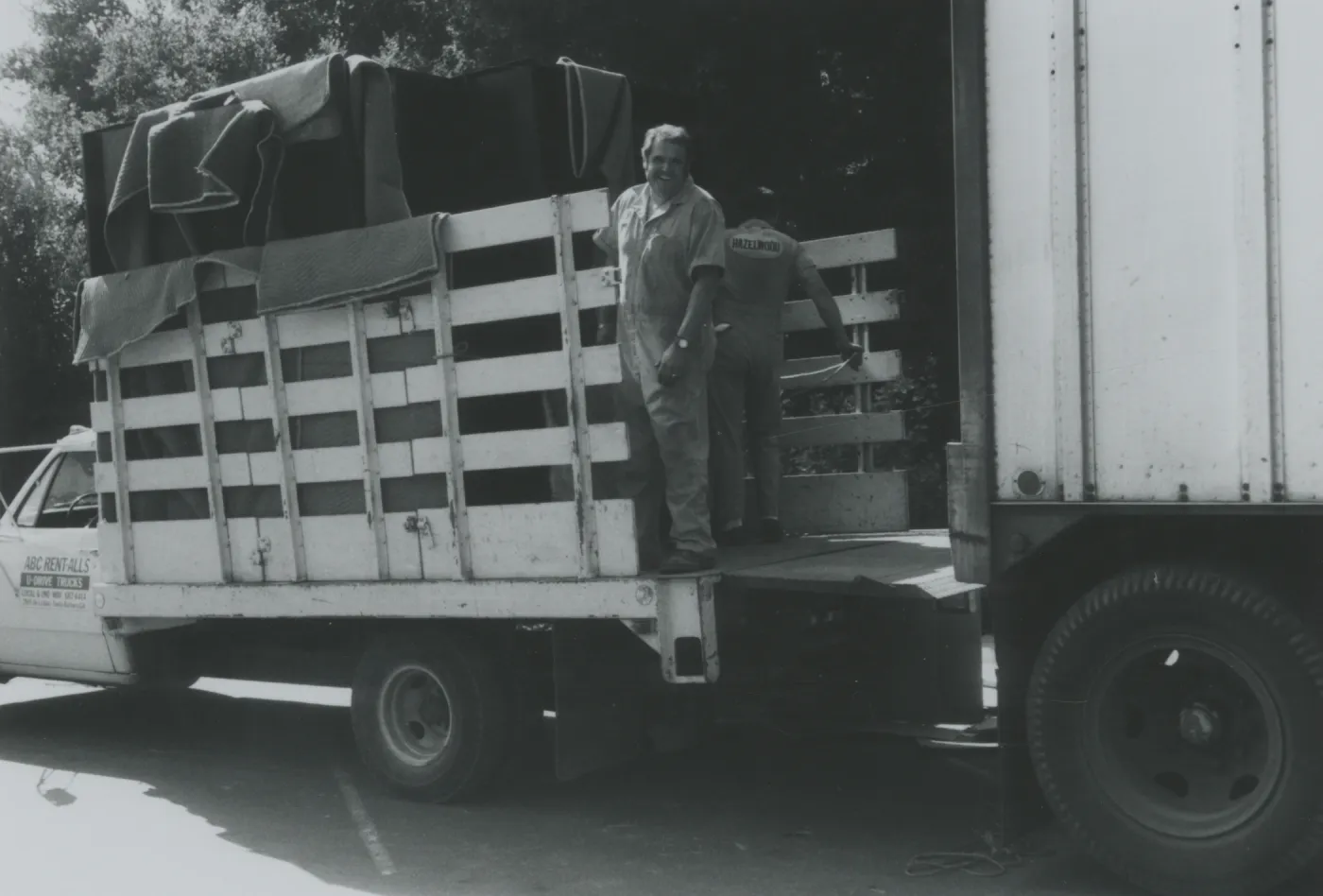 herbarium cabinet delivery truck, herbarium construction