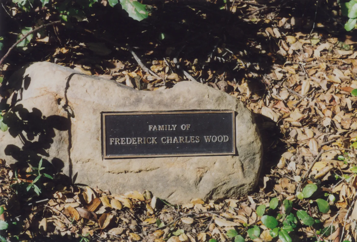 Ada Wood's Bench, Family of Frederick Charles Wood, 1977, Porter Trail