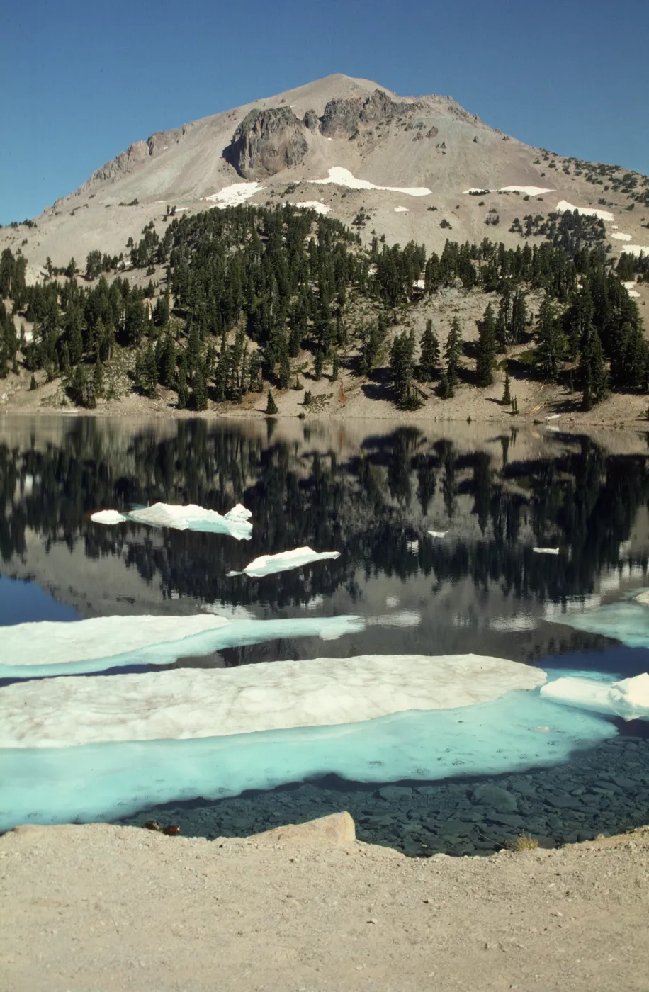 Blue Ice - Lassen