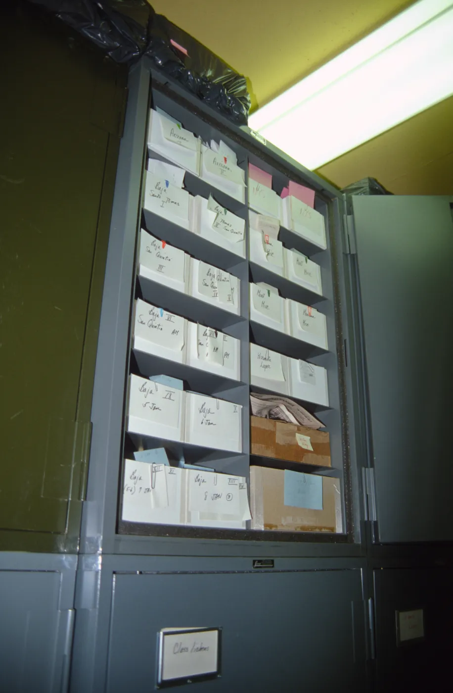Herbarium specimen cabinets