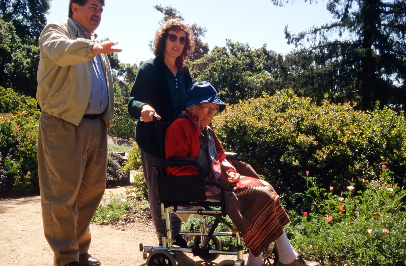 Donor recognition event, Home Demonstartion Garden