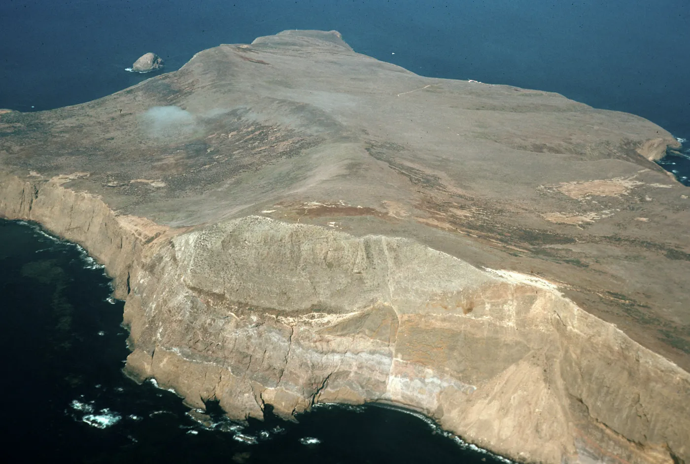 Signal Peak & view to north, Santa Barbara Island